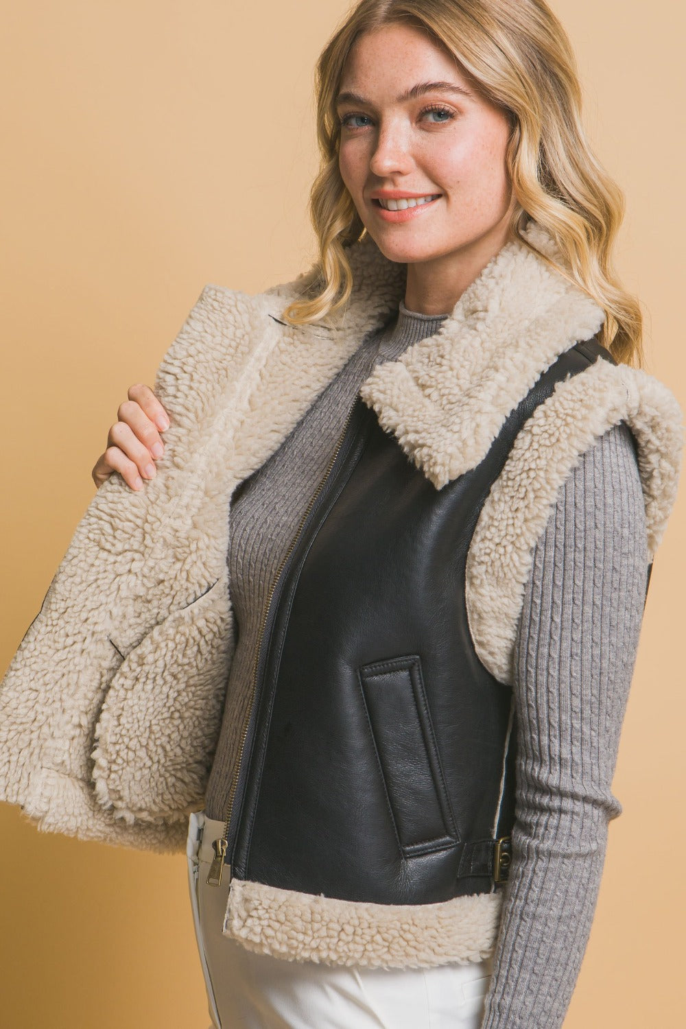 Women's Sherpa Zip Up Vest with Pockets