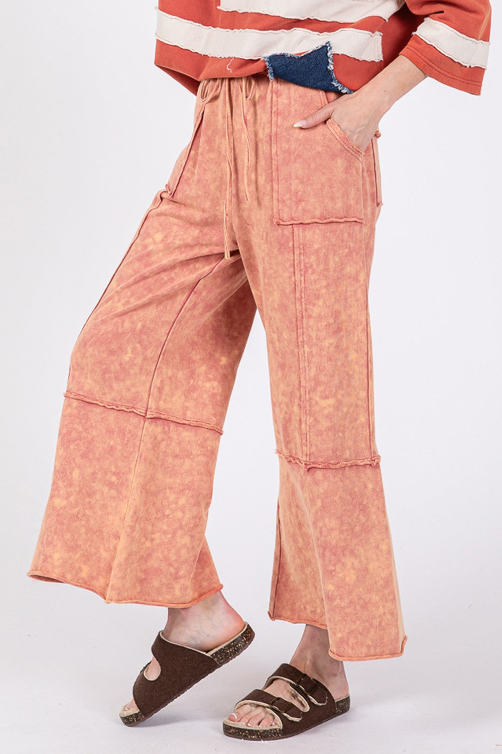 Women's Mineral Washed Terry Wide Leg Pants in Raspberry