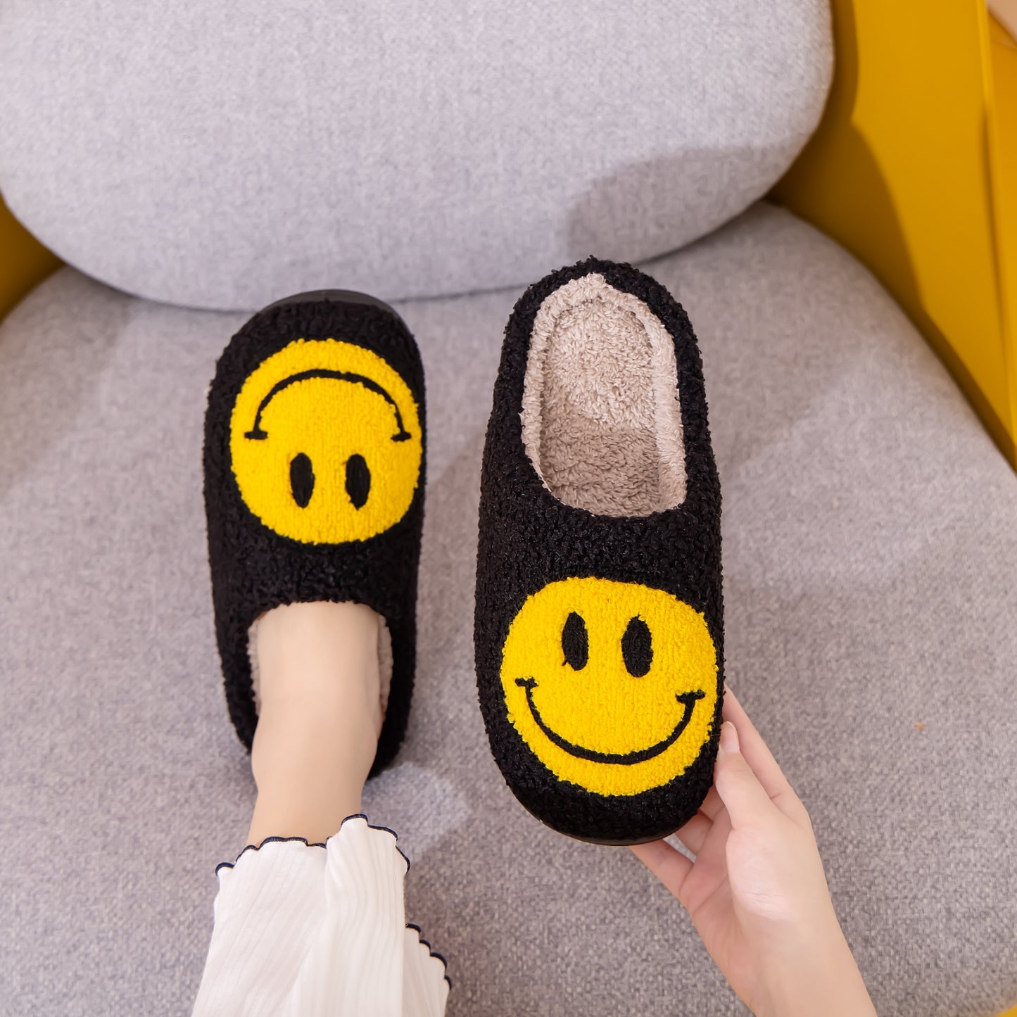 Women's Melody Smiley Face Slippers