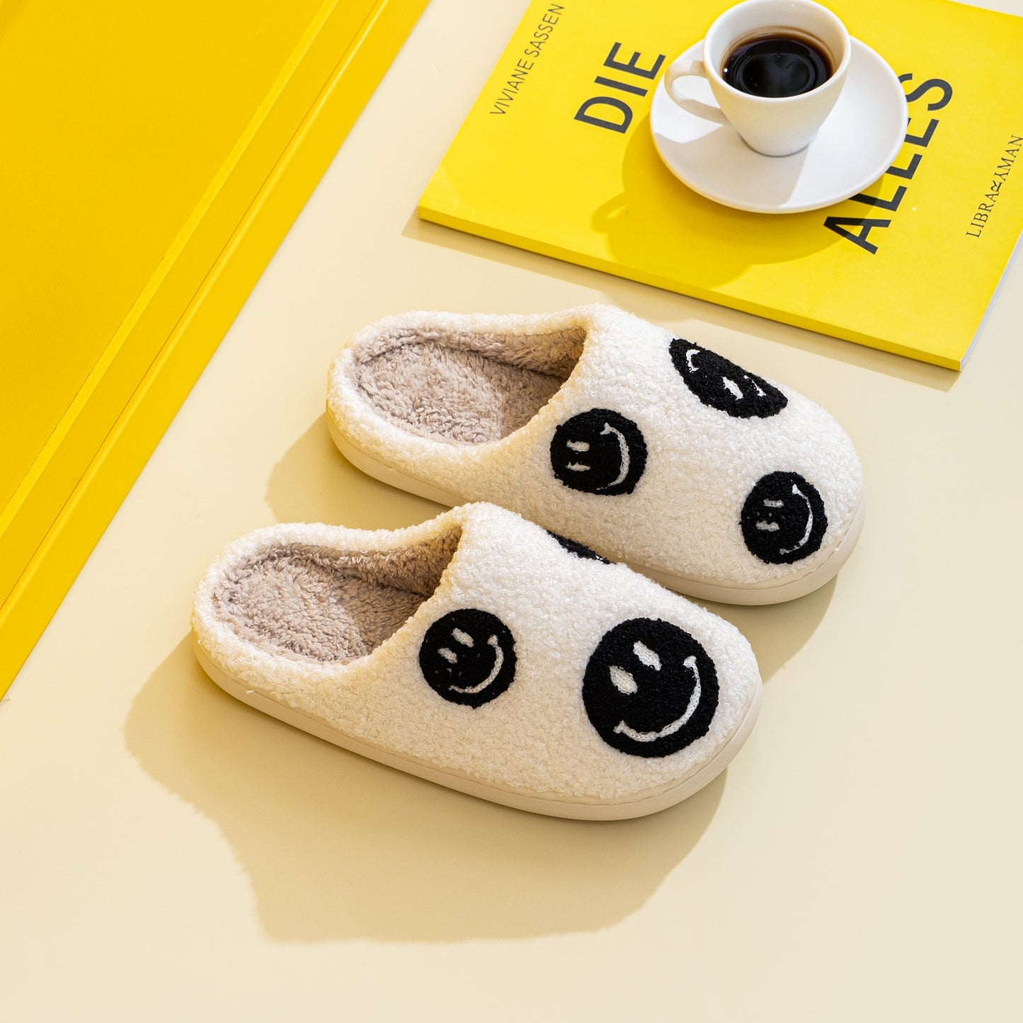 Women's Black Smile Melody Smiley Face Slippers