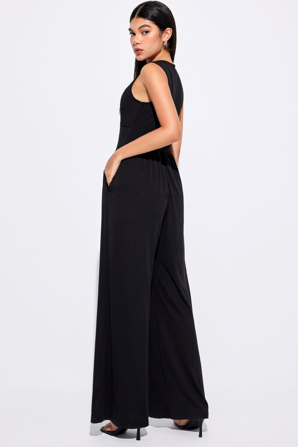 Women's Black Cinched Waist Sleeveless Wide Leg Jumpsuit