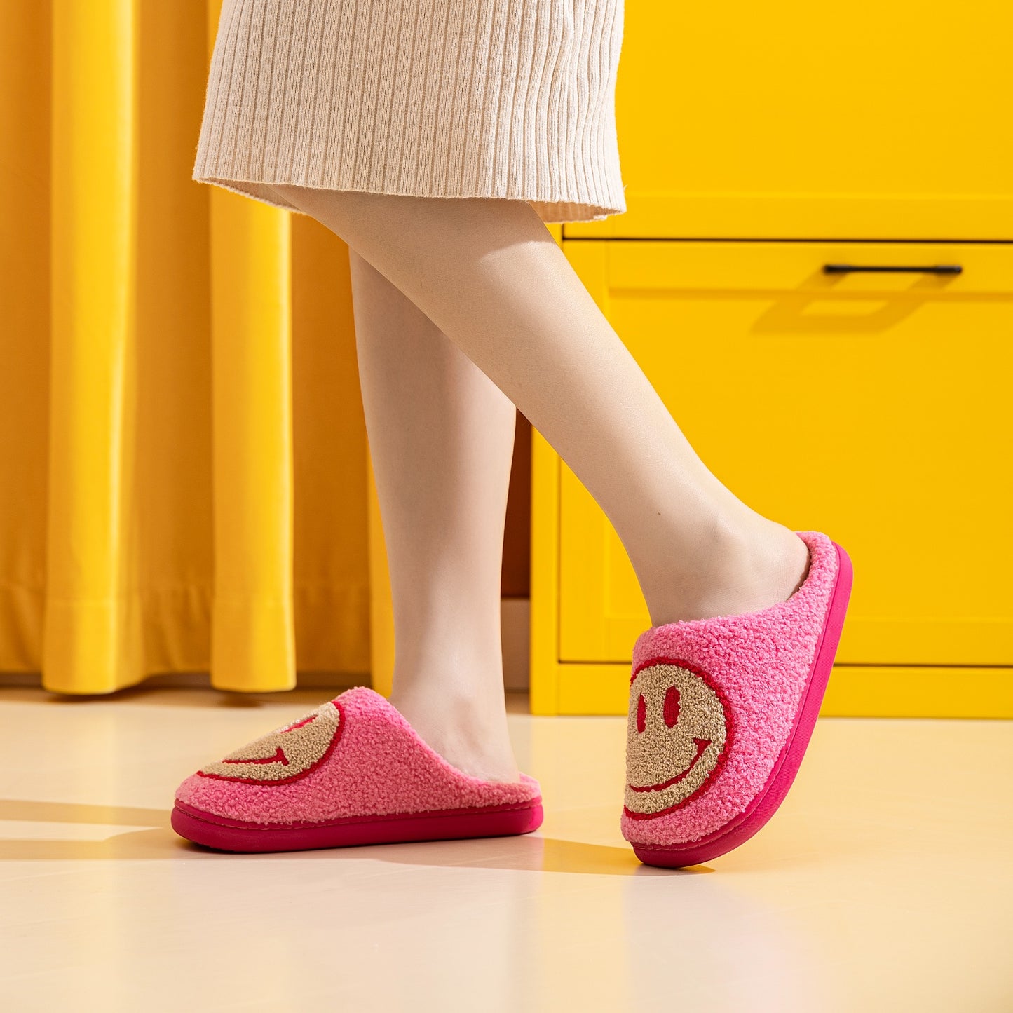 Women's Pink Melody Smiley Face Slippers