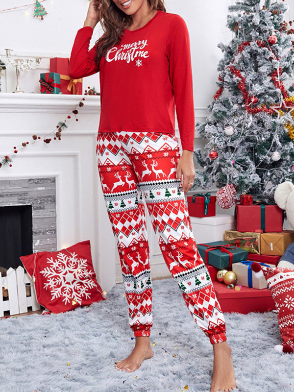 Women's Cozy Christmas Reindeer 2 Piece Pajamas Set