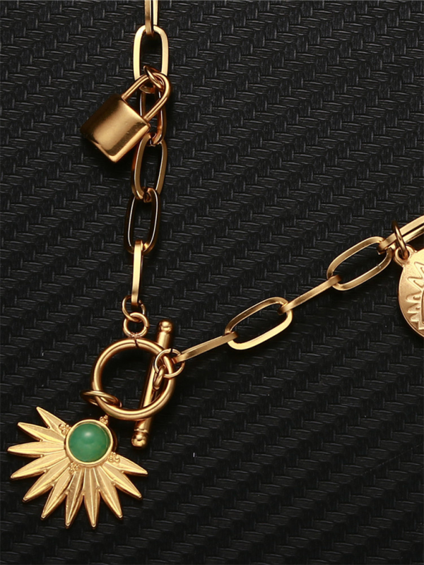 Leaves Devil's Eye Lock Pendant Buckle Necklace