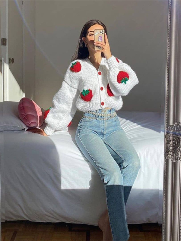 Strawberry Embellished V-Neck Cropped Knitted Cardigan